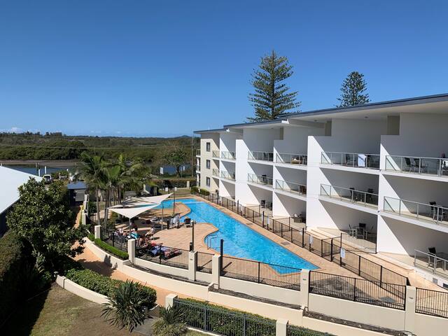 4 Star 3 Bedroom 2 Bath Apartment – 2 Nights