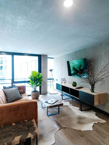 Industrial Amsterdam gallery image 3