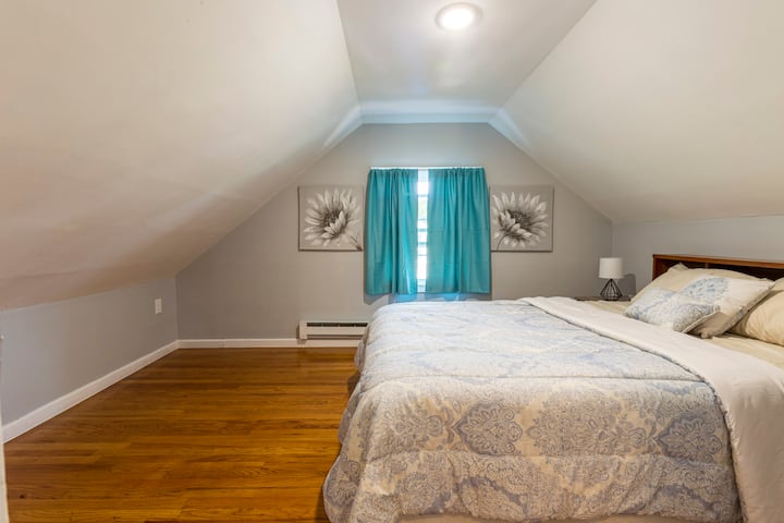 Chumba cha kulala cha kiwango cha juu - Kitanda cha Malkia