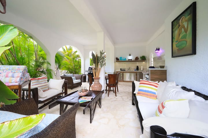 Romantic Apartment Few Steps From Beach - Islas Turcas y Caicos
