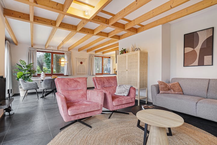 Romantic Forest Cottage Near Maastricht - Lanaken