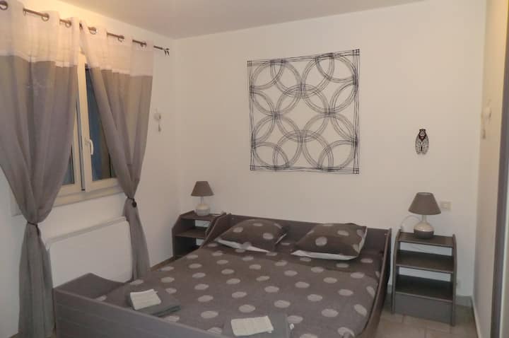 1 განათებული 180 X 200