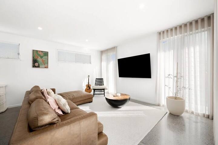 Wunya House Bokarina – beach retreat gallery image 3