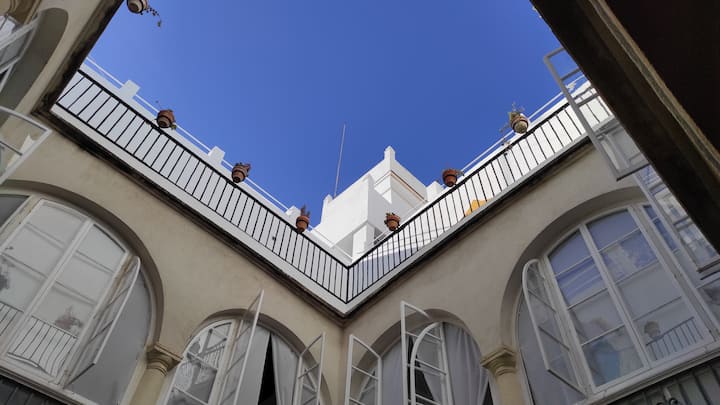 Apartamento De 150 M2 En 2ª Planta De Casa Palacio - El Puerto de Santa María
