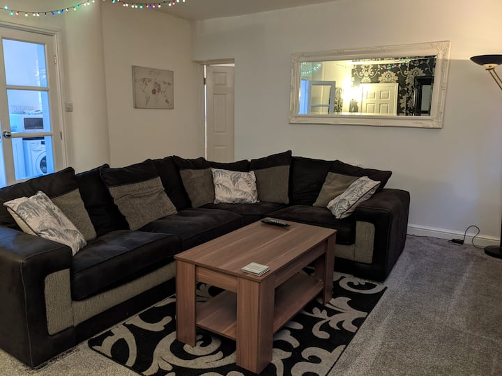 5 Bedroom House in Center of Royal Leamington Spa