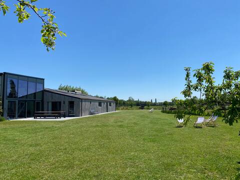 Enjoy peace and nature in Huize De Meersen
