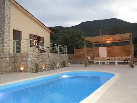 Pool Sea View Stone House