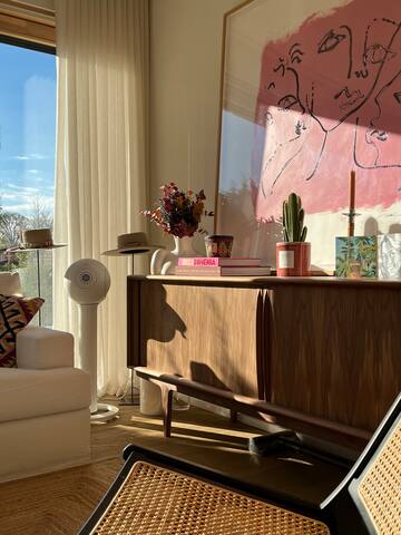 Unique 2 bedroom penthouse with an amazing terrace gallery image 4