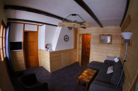 6-person apartment in chalet Les Hôpital Neuf