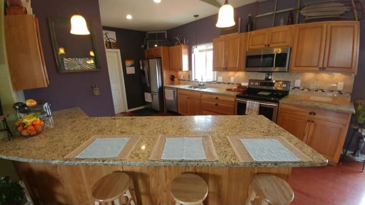 Beautiful 4 Bedroom Home On 1/2 Acre - Buena Vista, CO