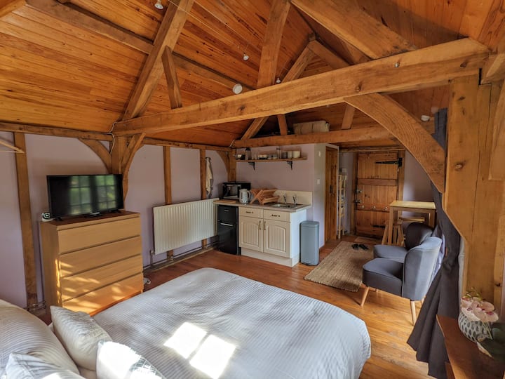 Cabin In The Forest - Lymington