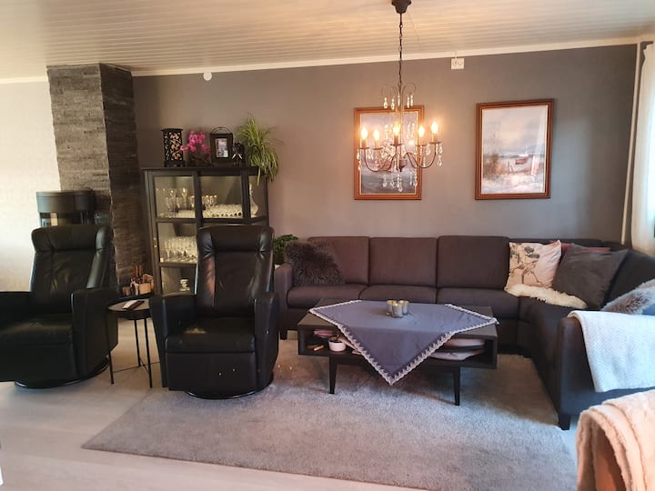 Rekkehus I Rolig, Barnevennlig Område.
Parkering. - Trondheim