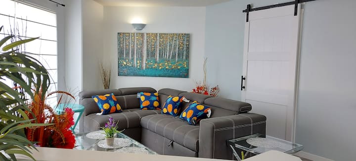 Luxury Comfort: Elegant 3br 2ba House - Grande Prairie