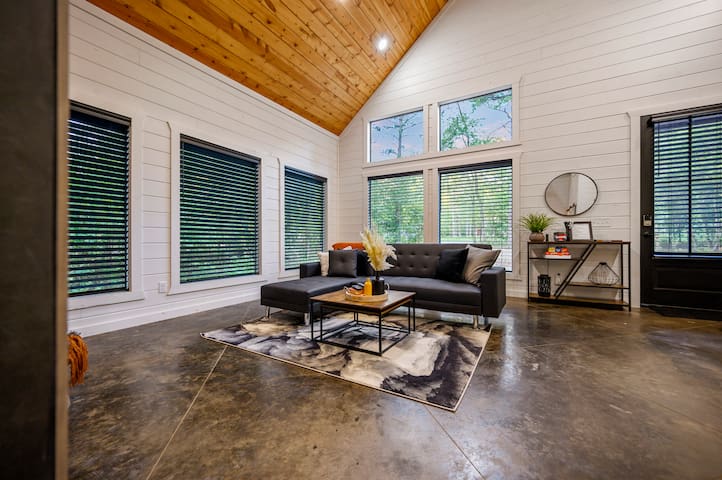 Guest favorite listing in Broken Bow