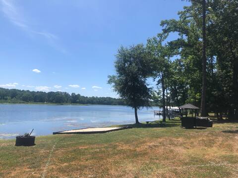 RV#3 - Bring an overnight bag and enjoy the lake.