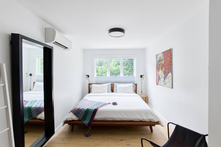 Stylish and Spacious Home – Ideal for Adult Family gallery image 4