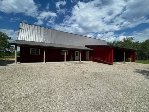 Barndominium Getaway