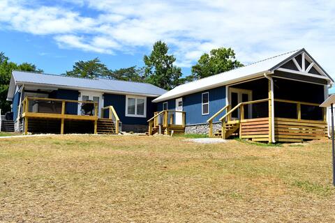 FLAT Lakefront Home w/ Dock-Kayaks-Paddle Board