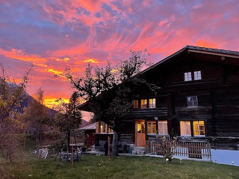 5 Bedroom Chalet Brünig