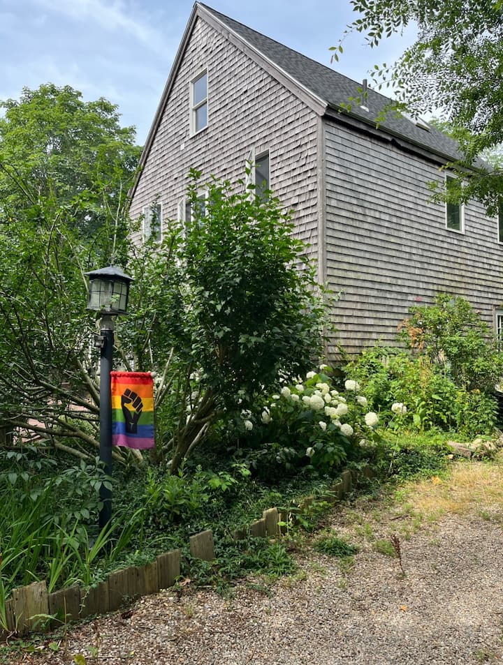 Pet friendly family home close to the beach! Houses for Rent in