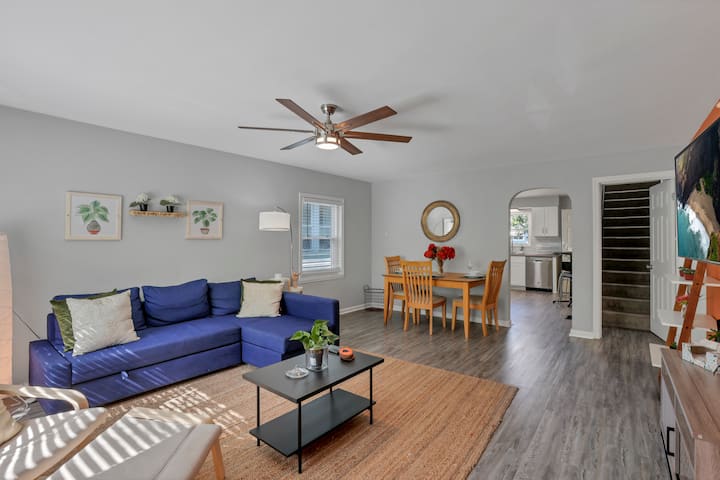 5 Mins To Osu|3bd Vibrant Bungalow|2ba, Soaker Tub - Columbus, OH