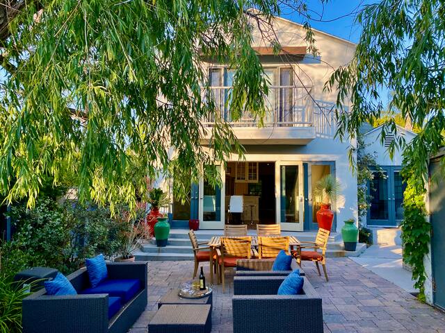 Family Home: Private Yard, Pool, and Guest House gallery image 3