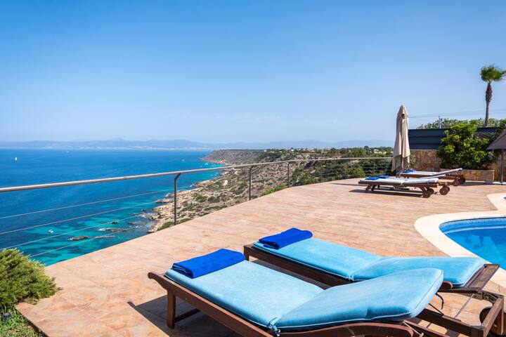 Amazing seaviews Villa Voramar with pool Sa Torre gallery image 3