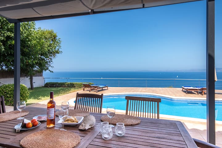 Amazing seaviews Villa Voramar with pool Sa Torre