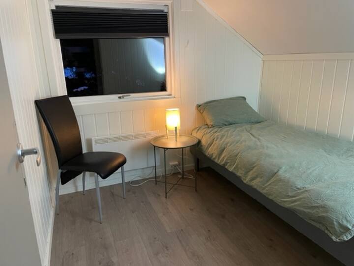 Dhoma e gjumit 4.
Kati i dytë