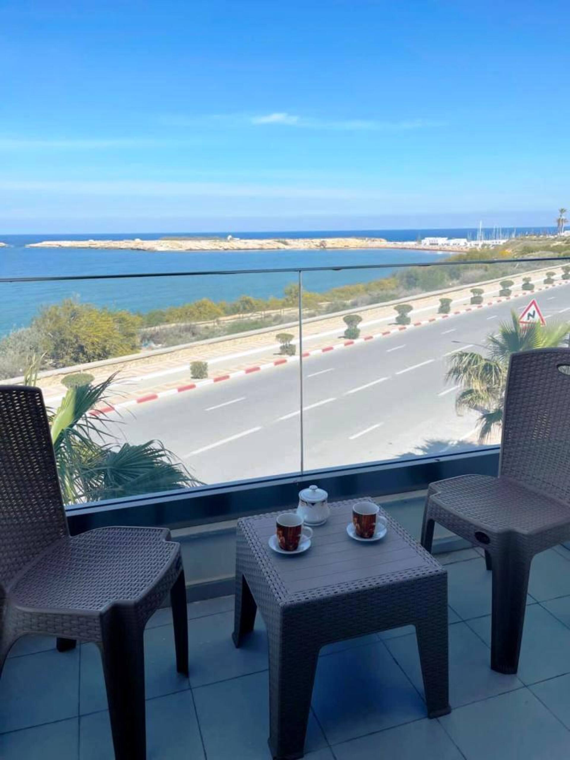 Studio with direct sea view