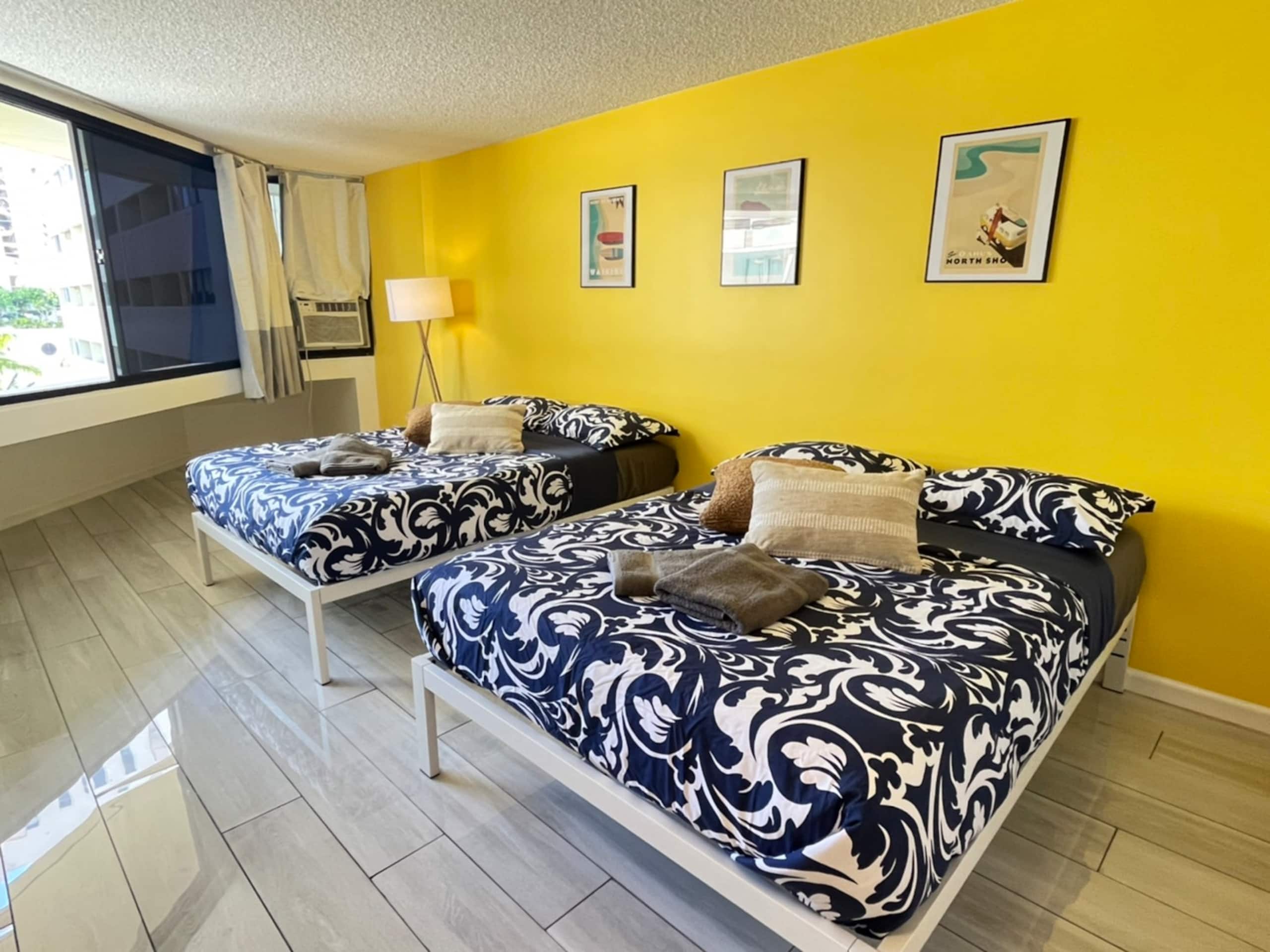 Condo in Honolulu · ★4.69 · 1 bedroom · 2 beds · 1 private bath - Image 18