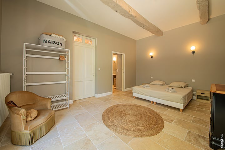 Пристап до спална соба на приземје со 1 PMR