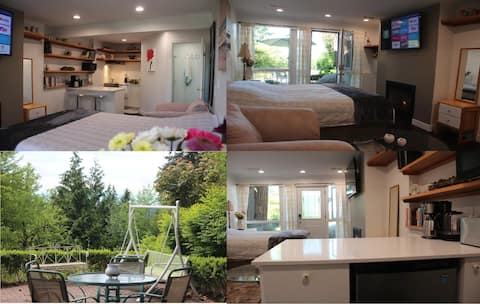 Ground floor bachelor suite with private entrance