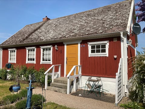 Nice cottage with a cozy location in the countryside.
