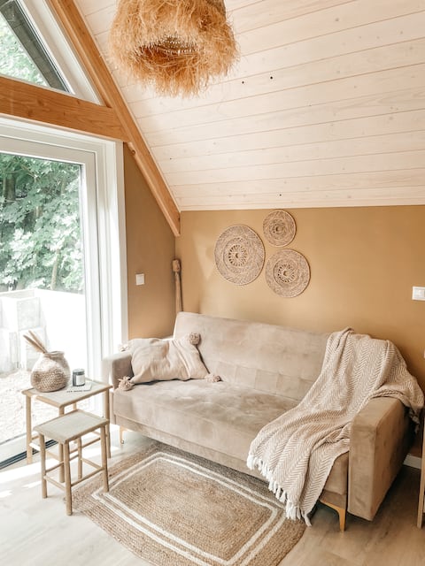 Top performing Airbnb: Tiny house kaatjekraal, sauna, bath and beach garden. in Wijk 00 Epe