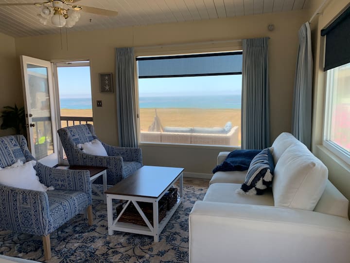 Cozy Cottage On A Full Ocean-front Acre - San Simeón, CA