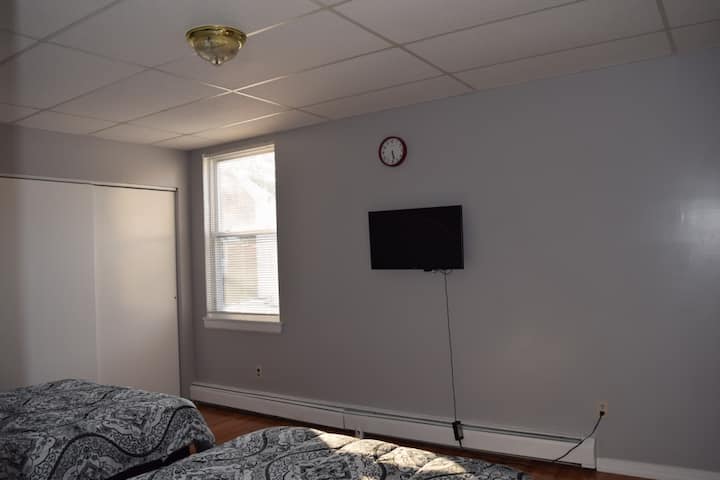 Основна спалня