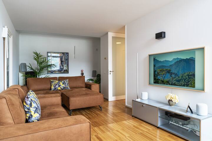 Porto insight apartment river view – pool & garage gallery image 2