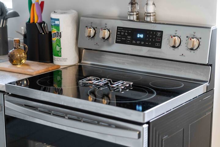 Contemporary Condo ❤ of Byward Market gallery image 5