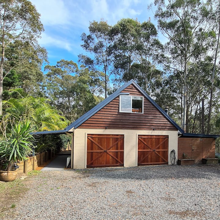 Tree change serenity at The Stables Guesthouse Houses for Rent in