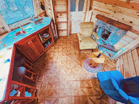Top Airbnb: A small magical cabin with an indoor fireplace in Coahuila De Zaragoza