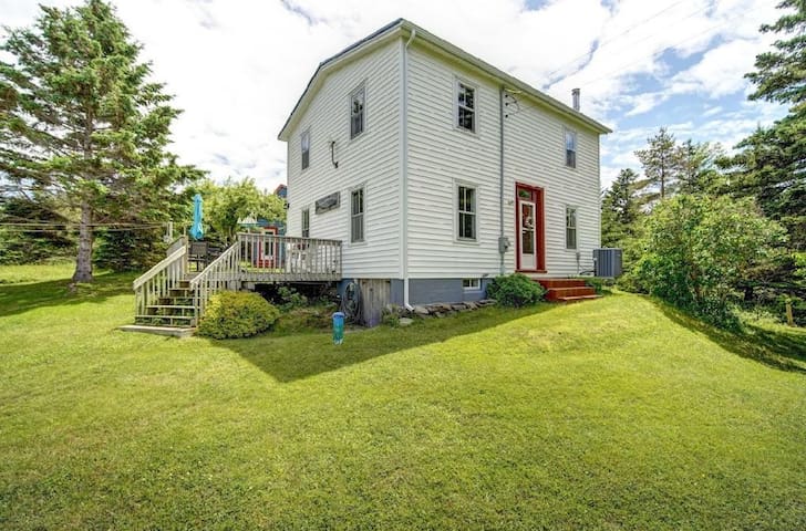 Guest favorite listing in Crescent Beach - Hammonds Plains