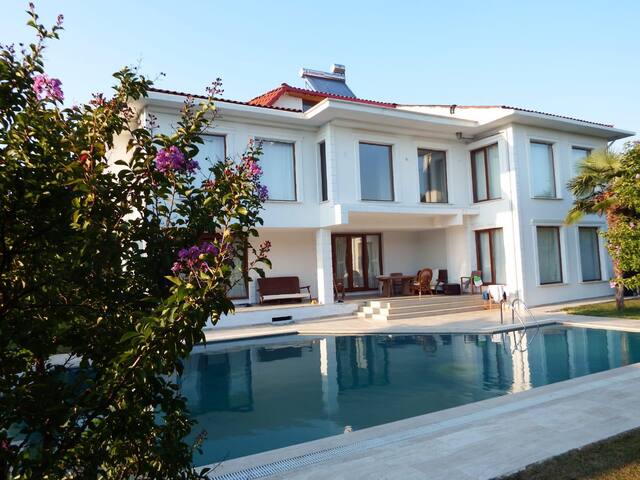 Excellent family house(No Alcohol)