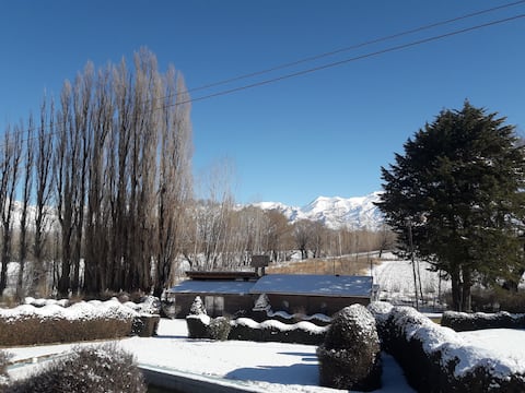 Popular Airbnb listing: Uspallata Areas in Departamento Las Heras