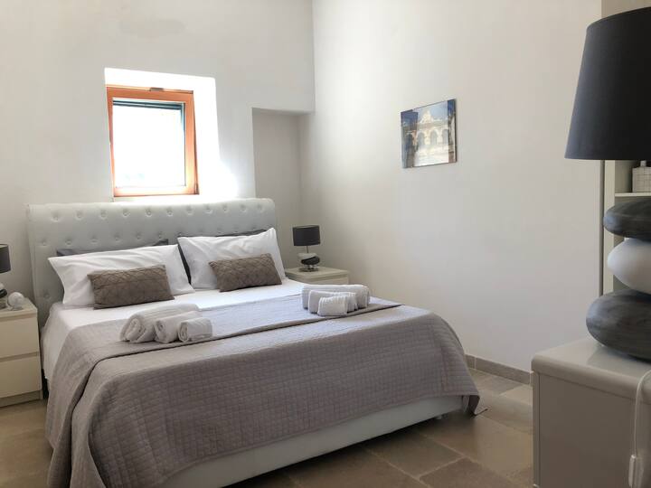 Ორმაგი King size საძინებელი