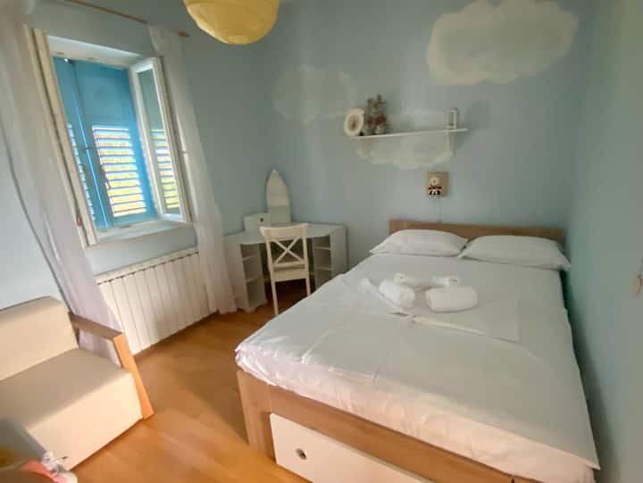 غرفة النوم 2