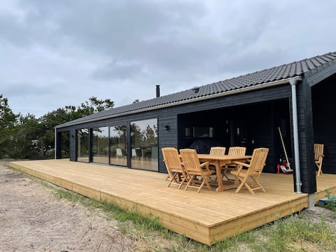 New summerhouse with sauna, spa and electric car charger