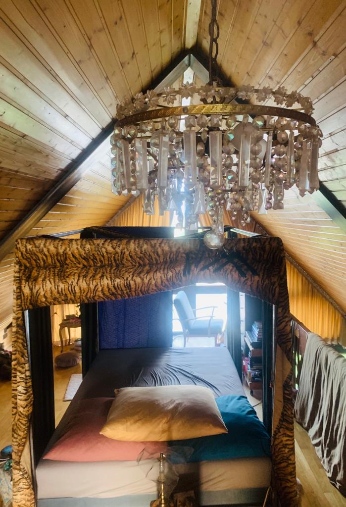 ห้องนอน
ชั้นบน 10,5 ชั้น