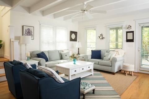 The Surf Shack at BHI: 2Br East Beach cottage
