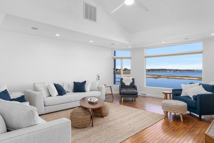 Bridge View – ocean front home – near Newport RI gallery image 2